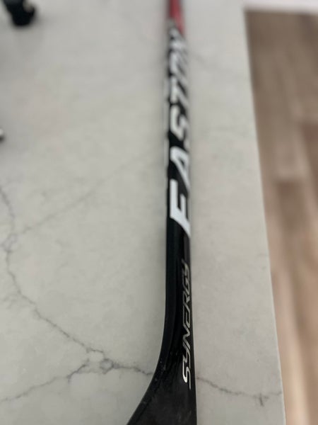 New Right Handed Synergy ST Pro Stock Hockey Stick