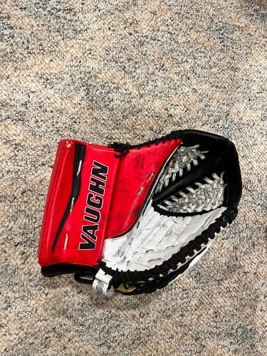 Vaughn ventus glove and blocker