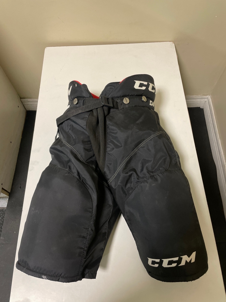 CCM U+ 04 Hockey Pants Jr L Used