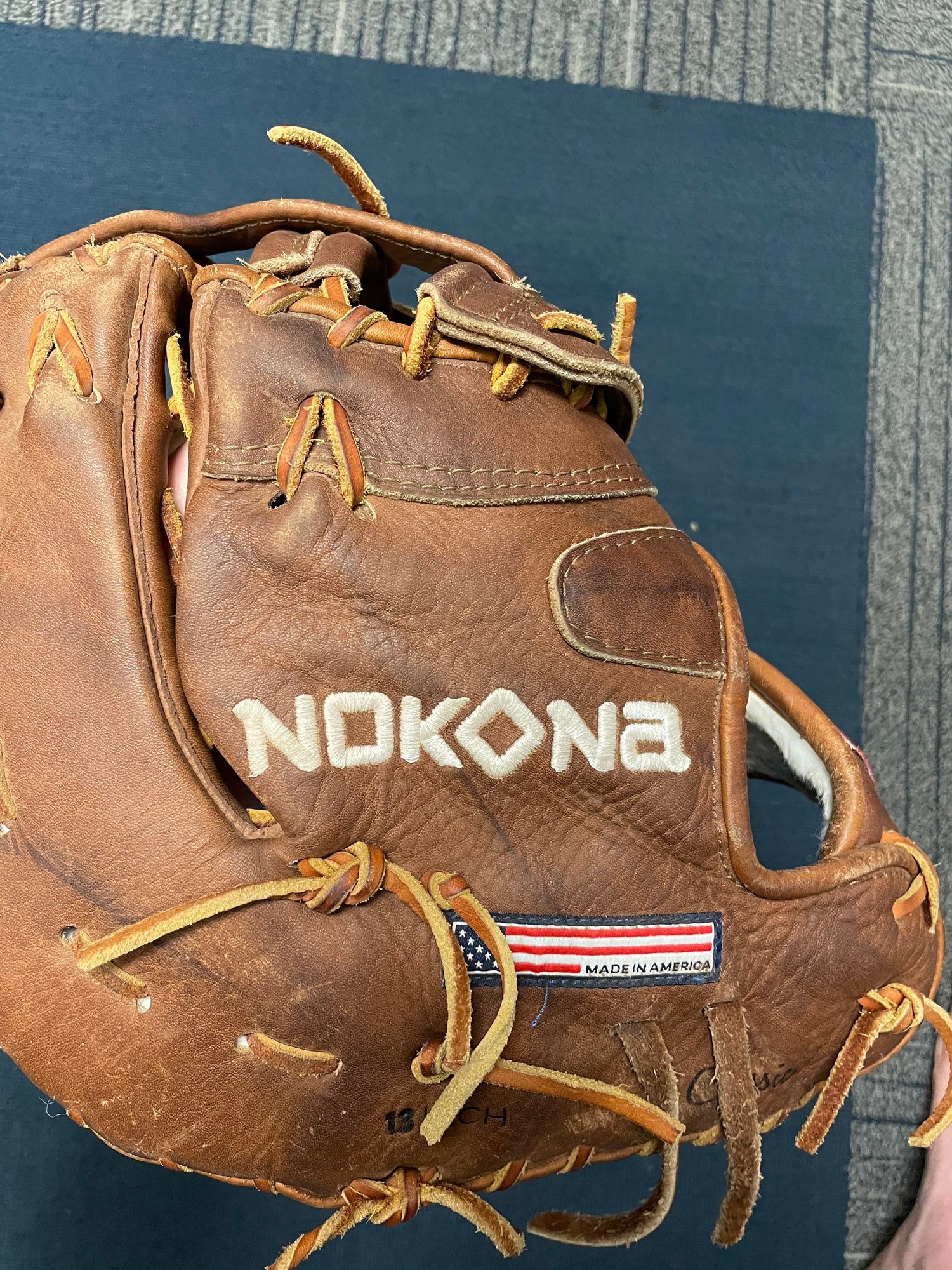 W-N70 13 H-Web First Base Mitt - Nokona Ballgloves