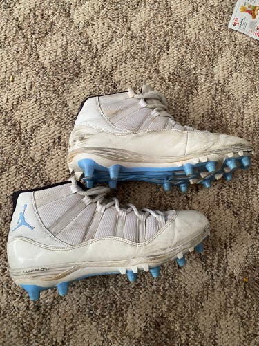 Air jordan 11 cleats
