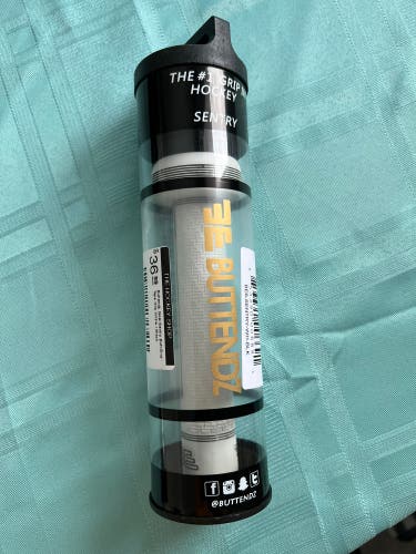 Buttendz Goalie Grip White