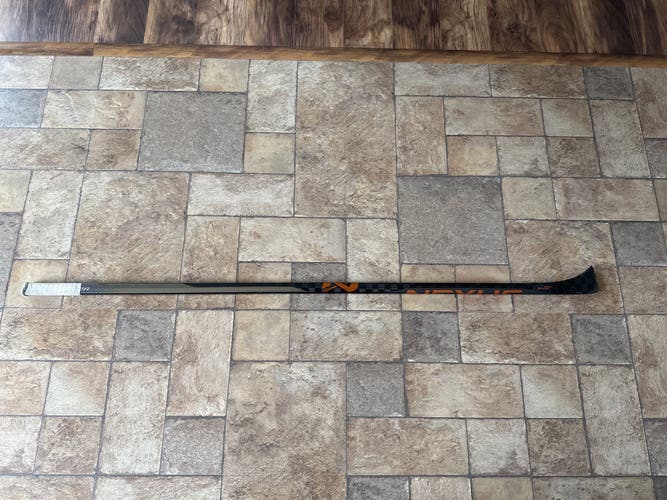 BROKEN Bauer Nexus Havok Stick - shaft only
