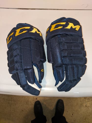 CCM MIC 852 Gloves 14" Pro Stock