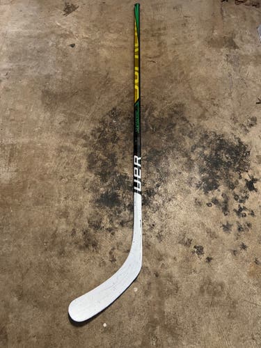 Used Senior Bauer Right Handed Supreme UltraSonic Hockey Stick P92