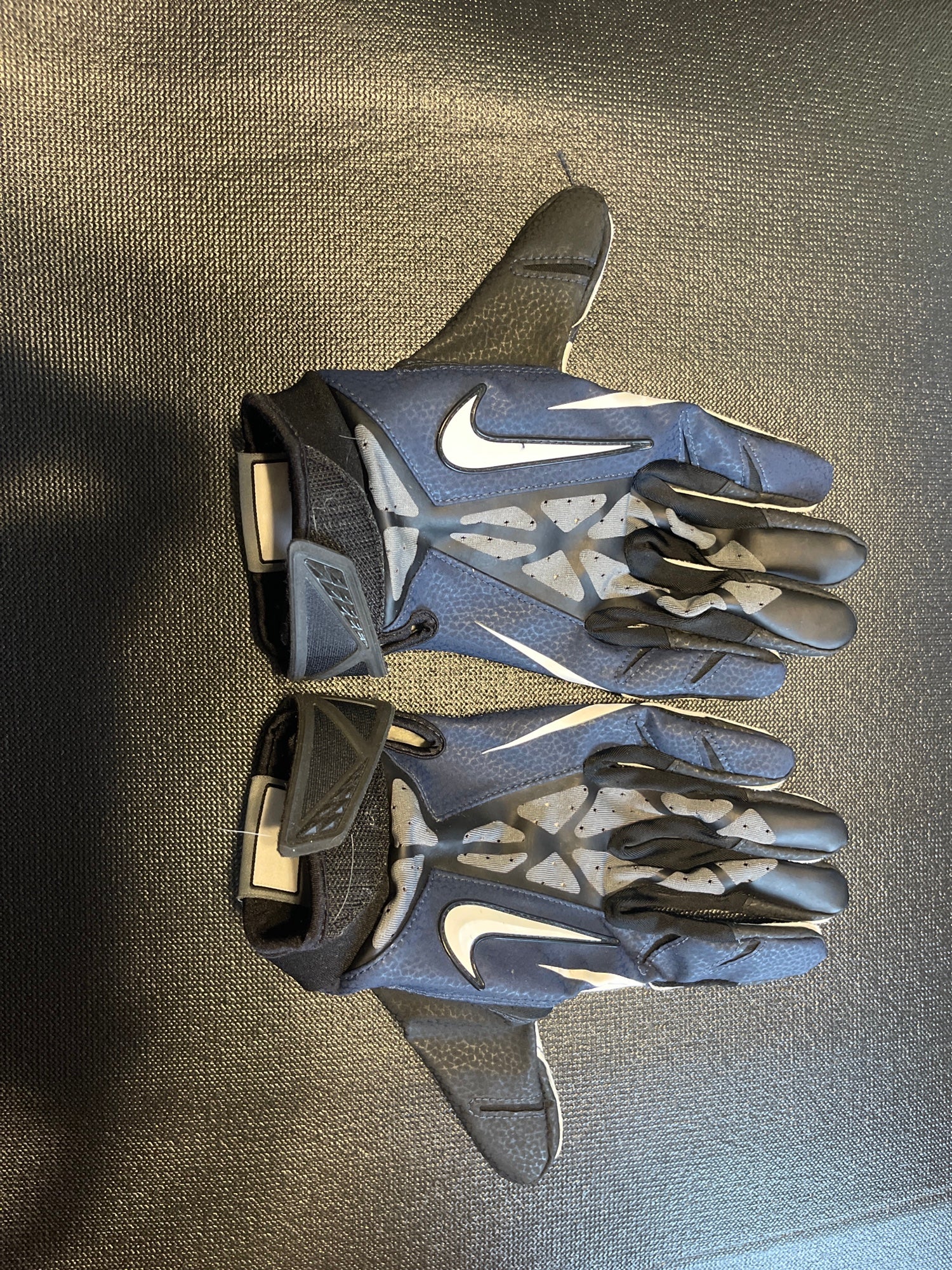 Nike Detroit Lions Blue Vapor Jet 2.0 Gloves - Gameday Detroit