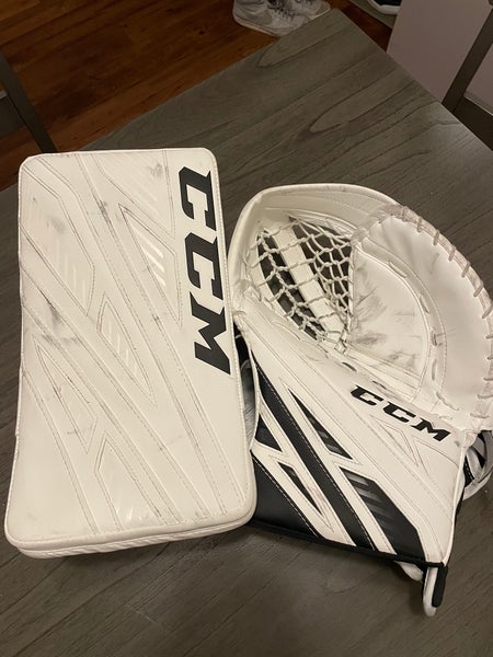 CCM EFlex4 Glove Set