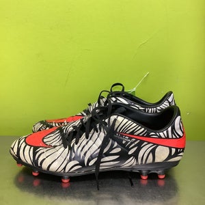 Used Nike Senior 9.5 Cleat Soccer Outdoor Cleats