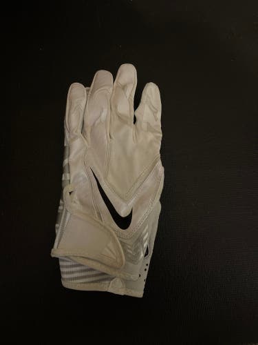 White Adult Large Nike Cj elite  Gloves