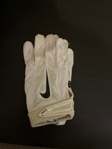 White XL Nike Vapor 3.0 Jet Gloves