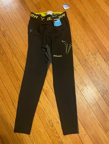Black New Medium Men's Bauer Compression Pants
