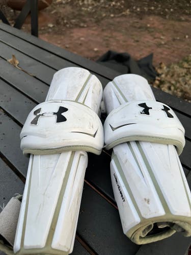 Adult Large Under Armour Revenant Arm Pads