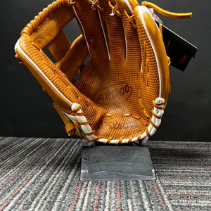 New Right Hand Throw 11.75" 1787SC A2000 Baseball Glove