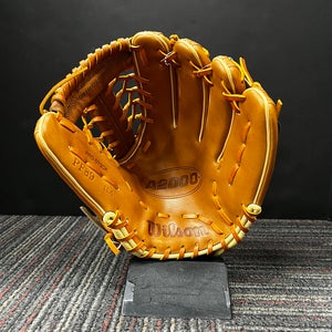 New Wilson RHT PF89 11.5" A2000 Baseball Glove