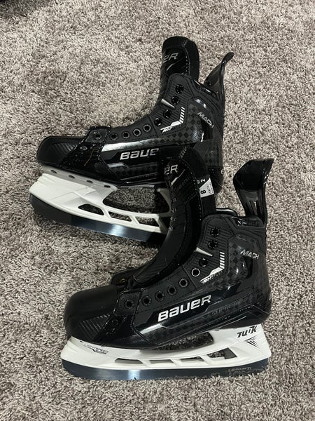 New Bauer Regular Width Size 8 Supreme Mach Hockey Skates