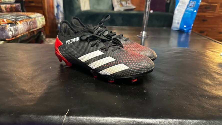 Black Men's Molded Cleats Adidas Predator freak.3 Cleats