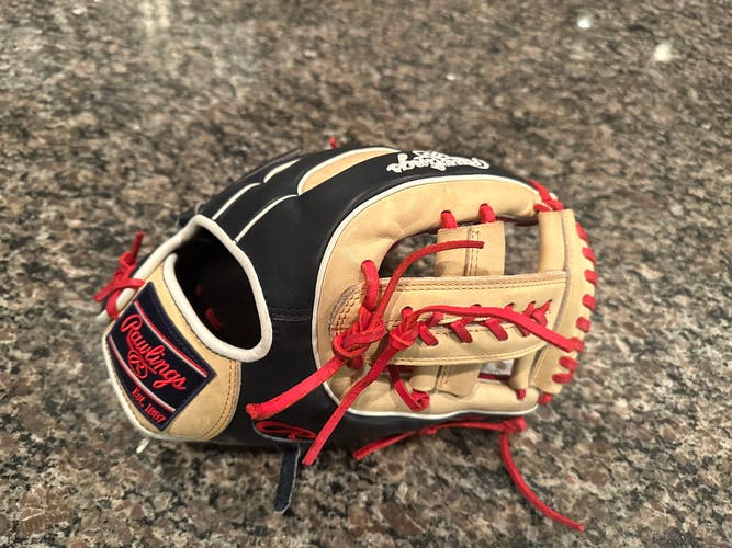 Used Right Hand Throw 11.5" Heart of the Hide Baseball Glove