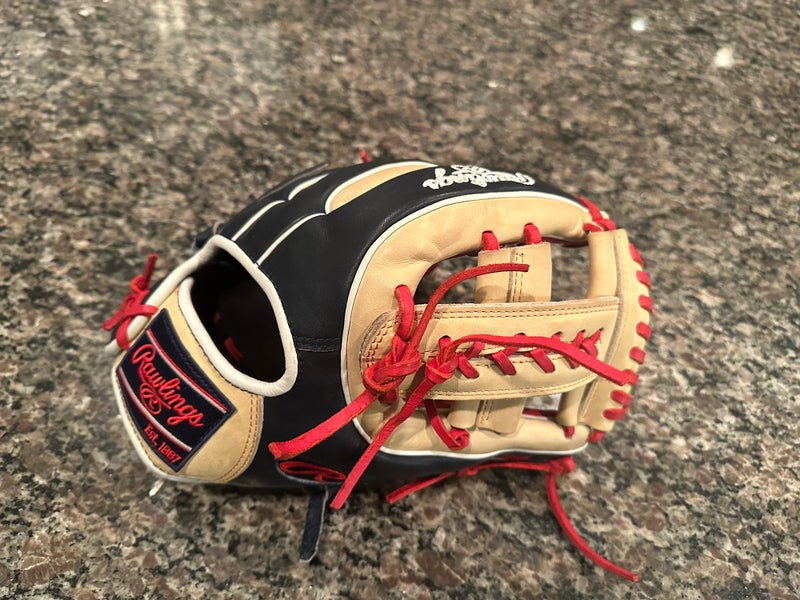 Used Right Hand Throw 11.5" Heart of the Hide Baseball Glove