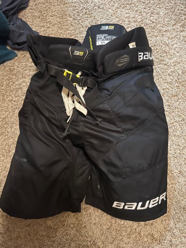 Senior Large Bauer Supreme 3S Hockey Pants