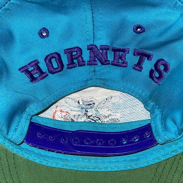 Vintage Twins Charlotte Hornets Snapback Hat Big Spellout 1990's