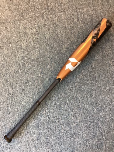 2022 DeMarini Zoa 32"27oz (-5)  Bat