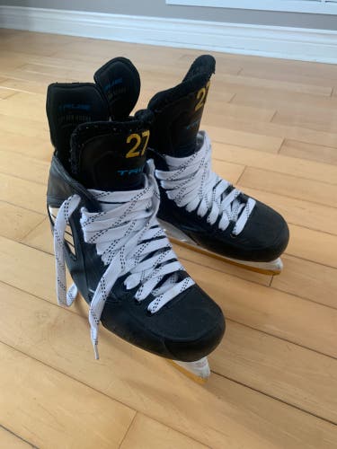 Used True Wide Width Pro Stock Size 9.5 Pro Custom Hockey Skates