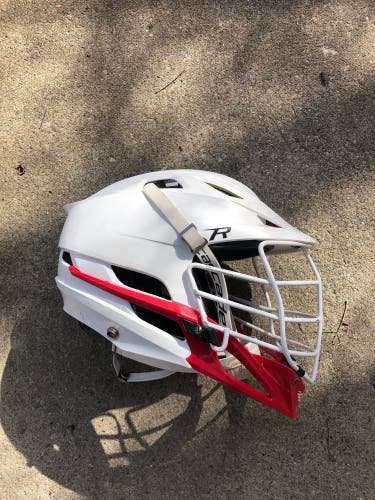 Used Player's Cascade R Helmet