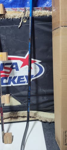 New Senior Bauer Right Handed Nexus N37 Hockey Stick P88