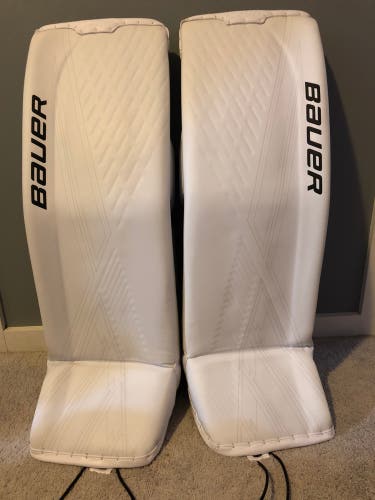 New Bauer Ultrasonic Goalie Leg Pads