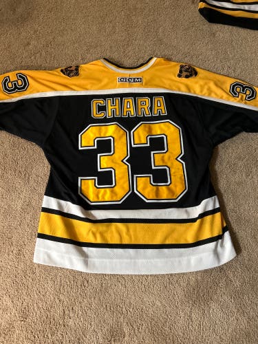 Boston Bruins CCM Jersey Chara size L