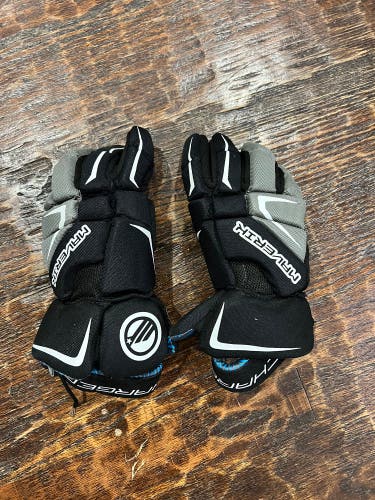 Used Youth Maverik Charger Gloves and Arm Pads
