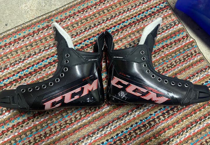 Pro Stock CCM FT4 Skate Boots