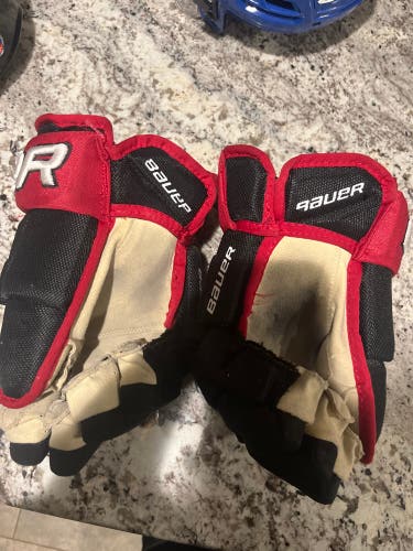 Bauer vapor gloves