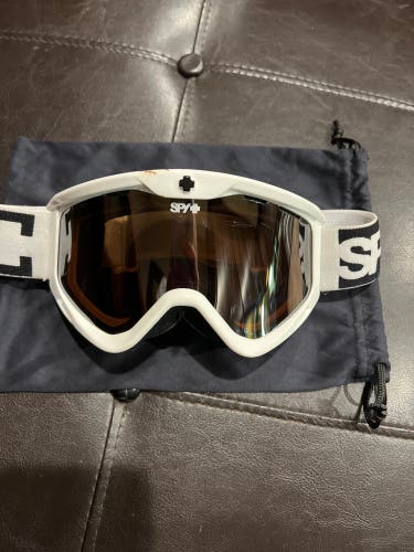 Women's Spy Medium Ski Goggles