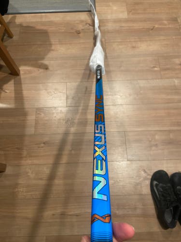 *NEW* Senior Right Handed P92  Nexus Sync Hockey Stick