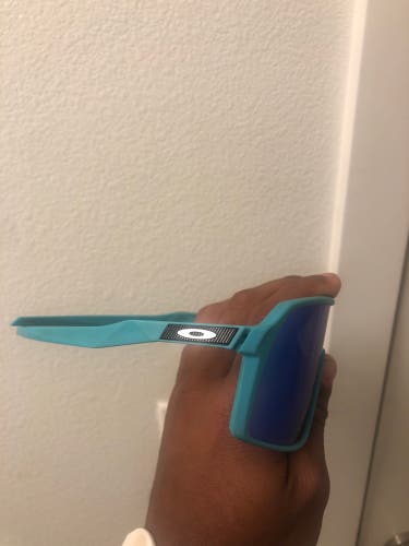 Unisex One Size Fits All Oakley Sutro Sunglasses