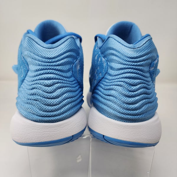 Mens Blue Basketball Shoes.