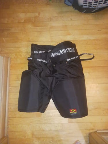 Senior Used L 52 (34-35") Easton HP 2000 Hockey Breezers