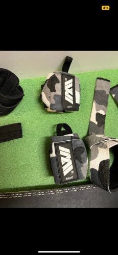 Weight Lifting Wrist Wraps