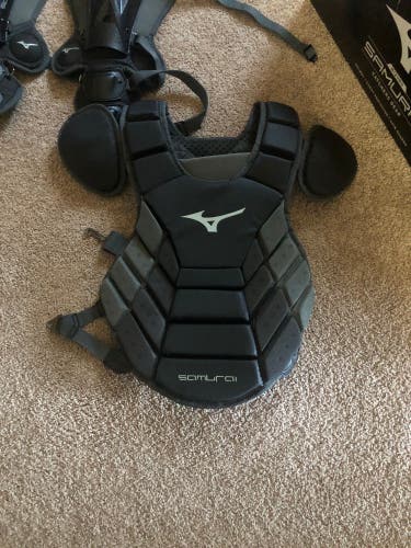 Mizuno Catchers Chest Protector and Leg Guards