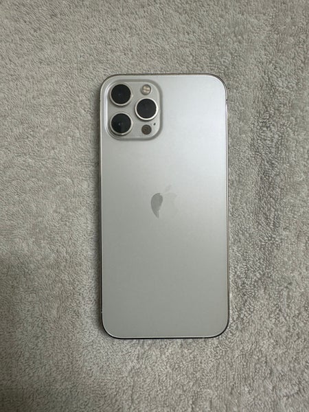 Apple iPhone 12 Pro Max, 128GB, Silver - Fully Unlocke | SidelineSwap