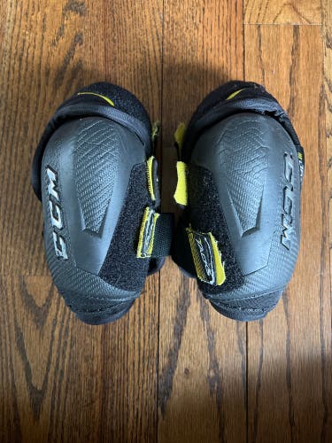 Used Junior Small CCM Tacks 7092 Elbow Pads