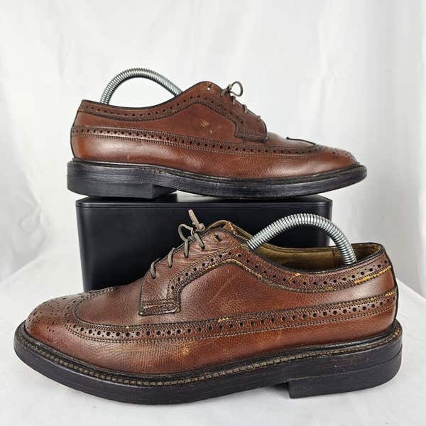 Vintage Florsheim 93602 Imperial Long Wing V-Cleat 5 Nail  display picture 1