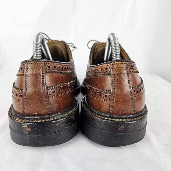Vintage Florsheim 93602 Imperial Long Wing V-Cleat 5 Nail  display picture 1