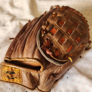 Vintage Nesco All Star N-16G Baseball Glove 11" Right Hand Throw