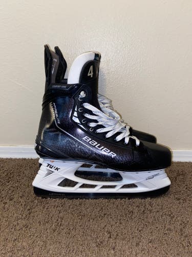 New Bauer Regular Width Pro Stock Size 10.5 Fit 2 Vapor Hyperlite Hockey Skates