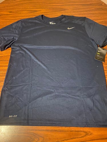 Nike Pro Dri Fit The Nike Tee Men’s Large Short Sleeve Shirt New
