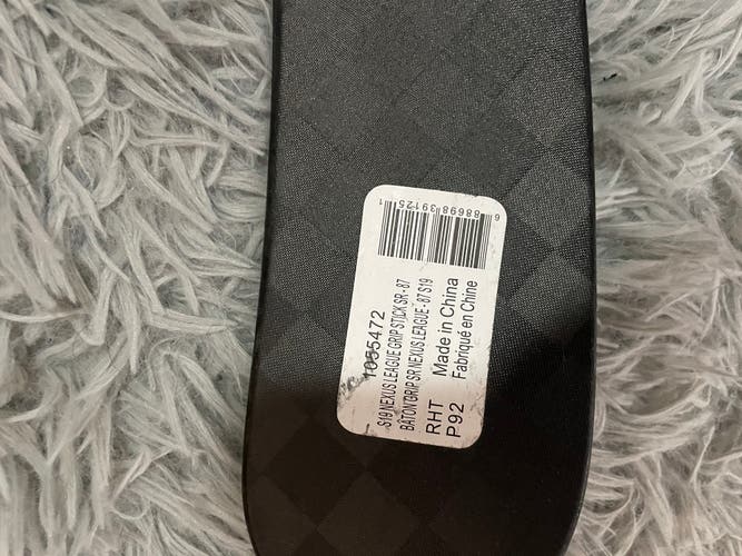 Intermediate Right Handed P92 Pro Stock Nexus 2N Pro Hockey Stick