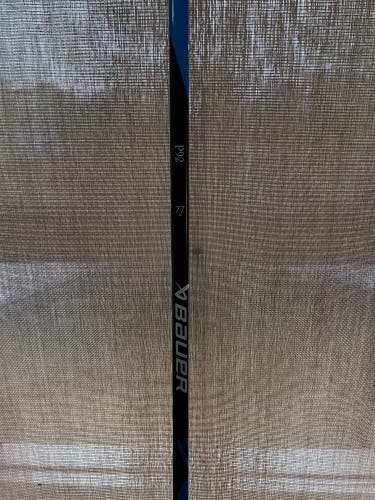 Intermediate Left Hand P92 Nexus 2N Pro Hockey Stick