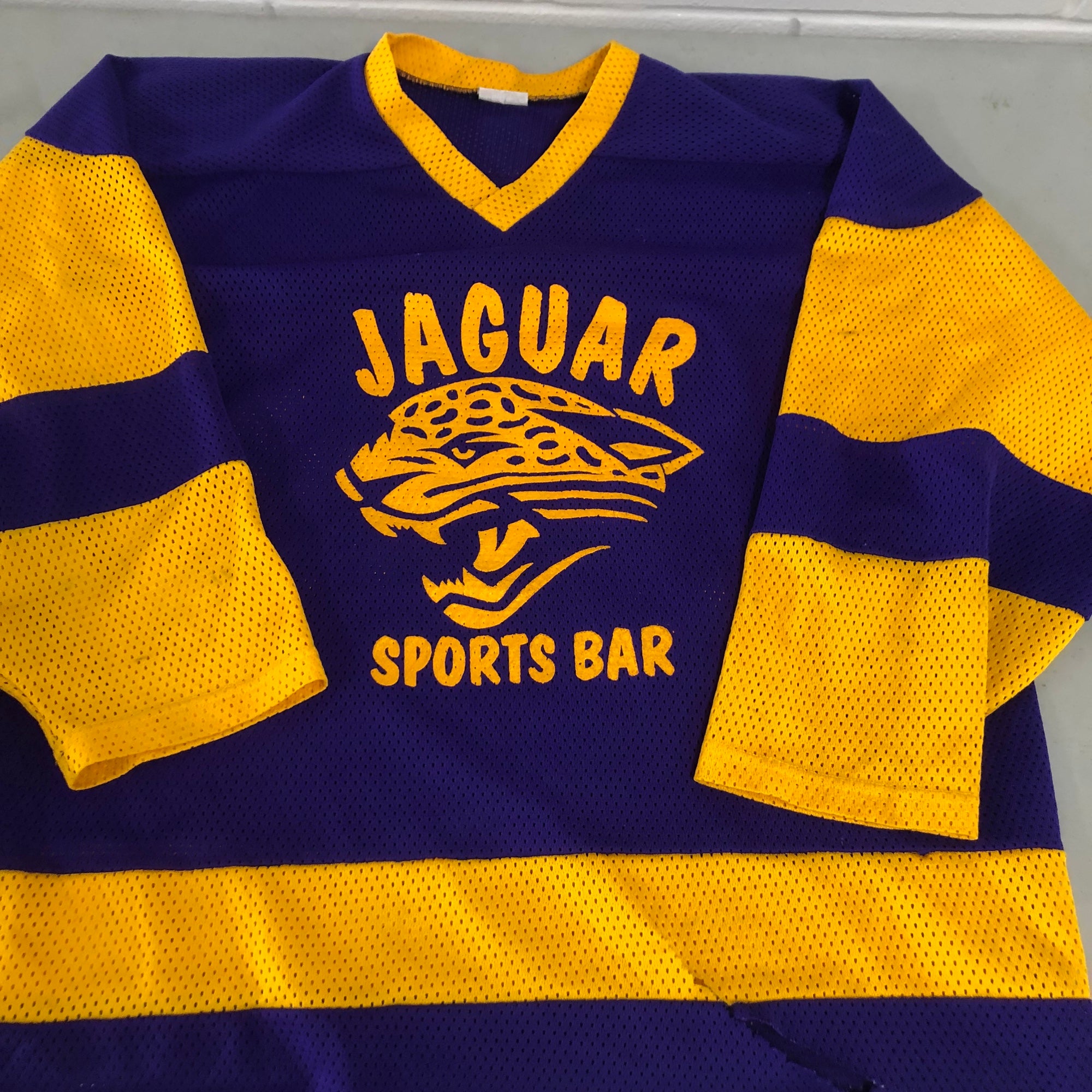 Jaguar Sports Bar LA Kings colors large jersey #28(FREE SHIPPING